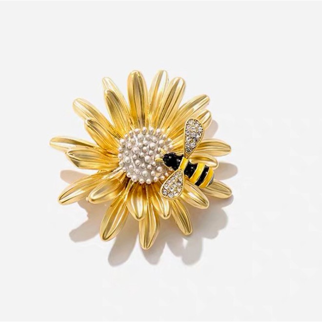 Cài áo ong hút mật (bông hoa cúc vàng) GC138 và GC209