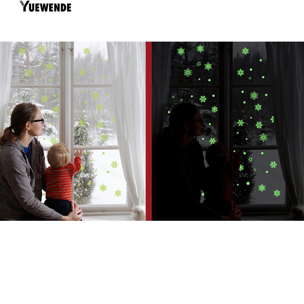 Sticker dán tường hình bông hoa , có thể tháo rời