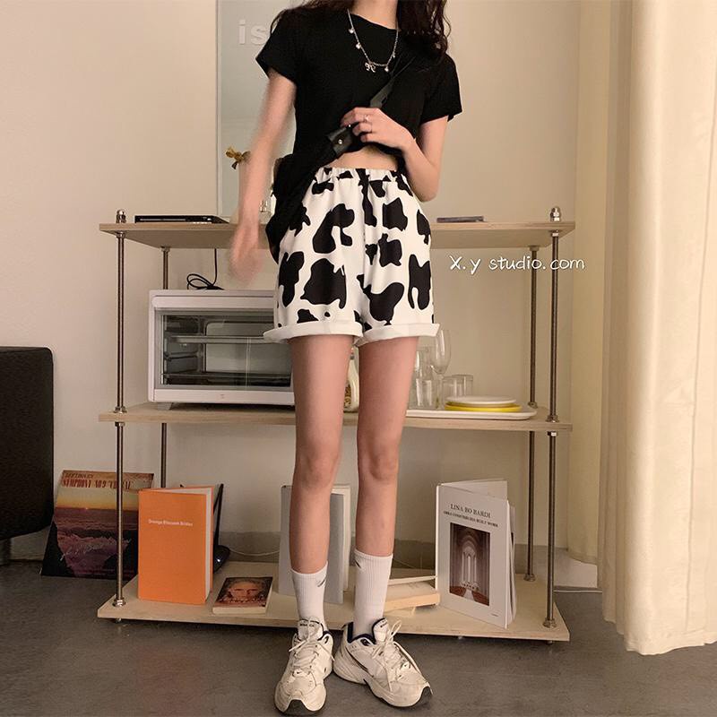 QUẦN SHORT KAKI BÒ SỮA ULZZANG - QUẦN ĐÙI KAKI ĐEN TRẮNG HOT