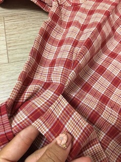 Váy caro đỏ cổ tròn