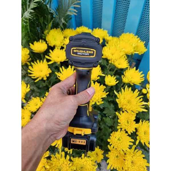 Khoan vít dewalt dcf850 Việt Nam