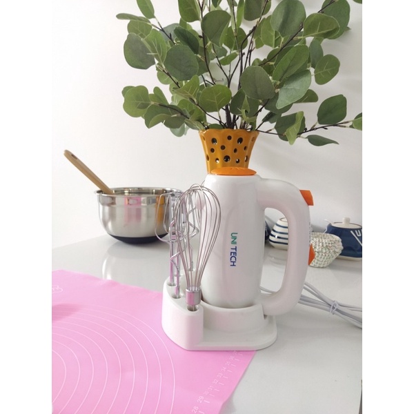 Máy đánh trứng Unitech 300W