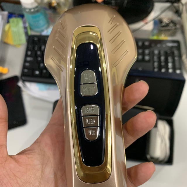 Máy nâng cơ mặt dr arrivo ghost premium