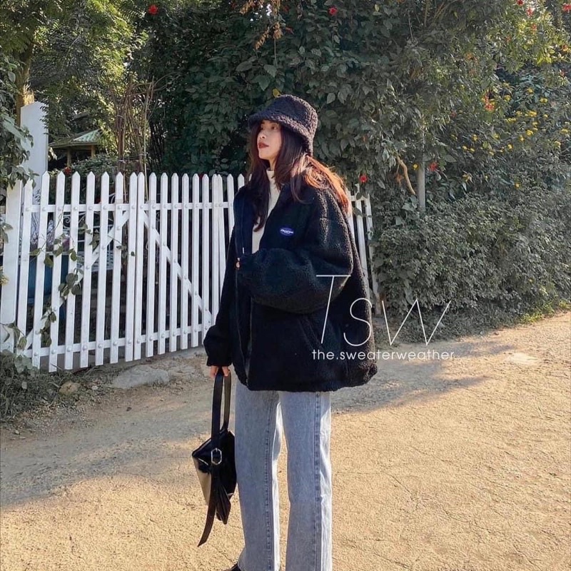 Áo Khoác Nỉ Cừu  Jacket sweater form rộng oversize tay bồng màu đen chữ nổi cá tính Ulzzang mã 24 | BigBuy360 - bigbuy360.vn