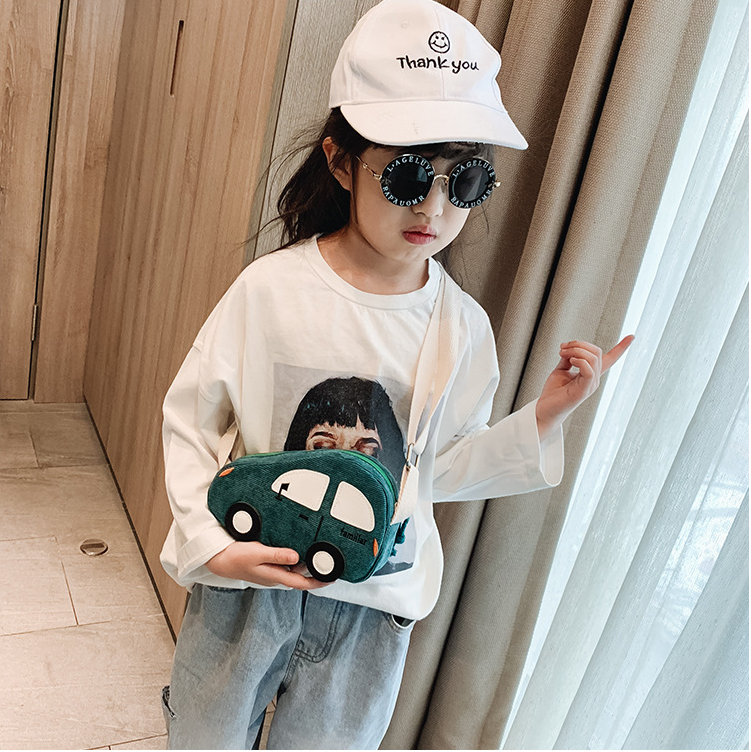 Túi Đeo Chéo Mini Tạo Hình Xe Hơi Dễ Thương Cho Bé