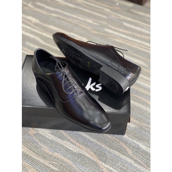 Giày Tây Clarks cột dây mẫu mới