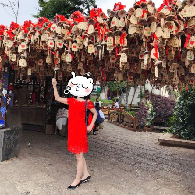 Đầm hở vai thiét kê ren đỏ giáng xuông maqcj nổi bật và trẻ trung lắm ak , dọn tủ nên thanh lý bớt ak🌺🌺🌺🌺🌺🌺🌺🌺🌺1