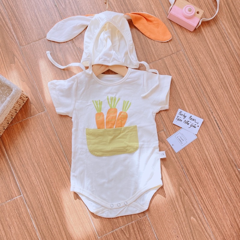 Body Carot Dễ Thương Ngắn Tay Liền Mũ Chụp Ảnh Đầy Tháng Thôi nôi Cho Bé Trai/Bé Gái 4-14kg