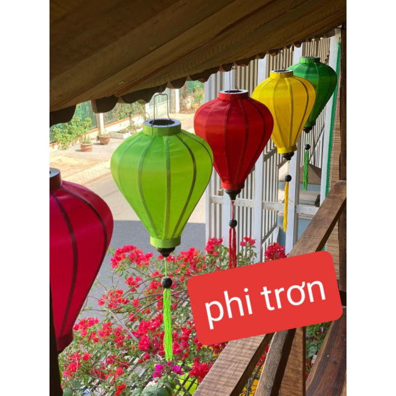 12 cái đèn phi trơn treo ngoài trời