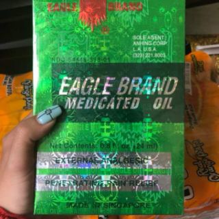 Dầu Nước Xanh 2 Nắp Singapore