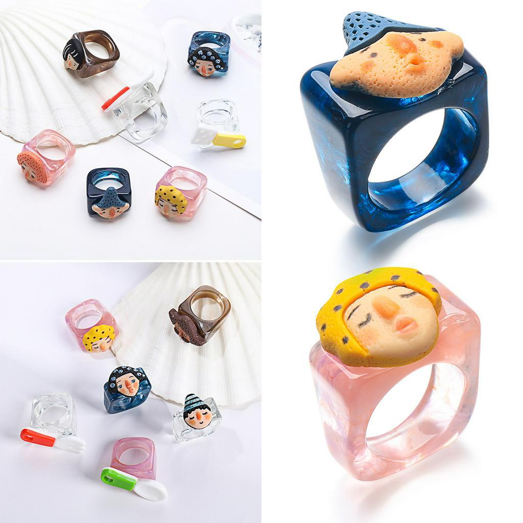 Nhẫn nhựa acrylic trong suốt nhiều màu họa tiết chân dung ngộ nghĩnh độc đáo