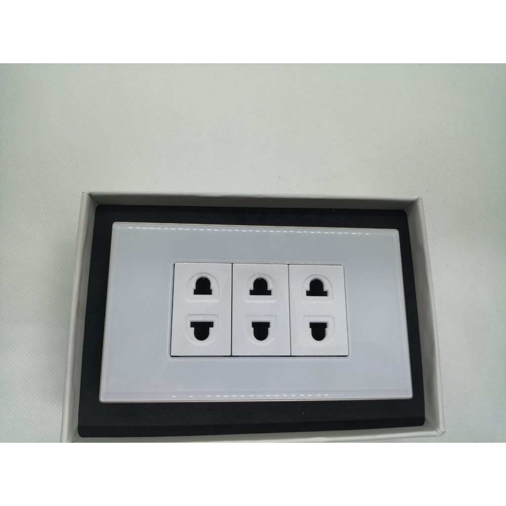 Ổ cắm đôi 3 chấu mặt acrylic