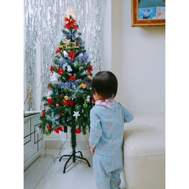 Set cây thông noel đủ phụ kiện
