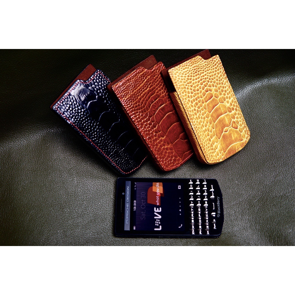 Bao Da Đà Điểu BlackBerry Porsche Design 9983