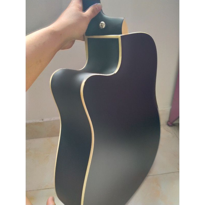 Đàn guitar Rosen G11BK tặng kèm bao da