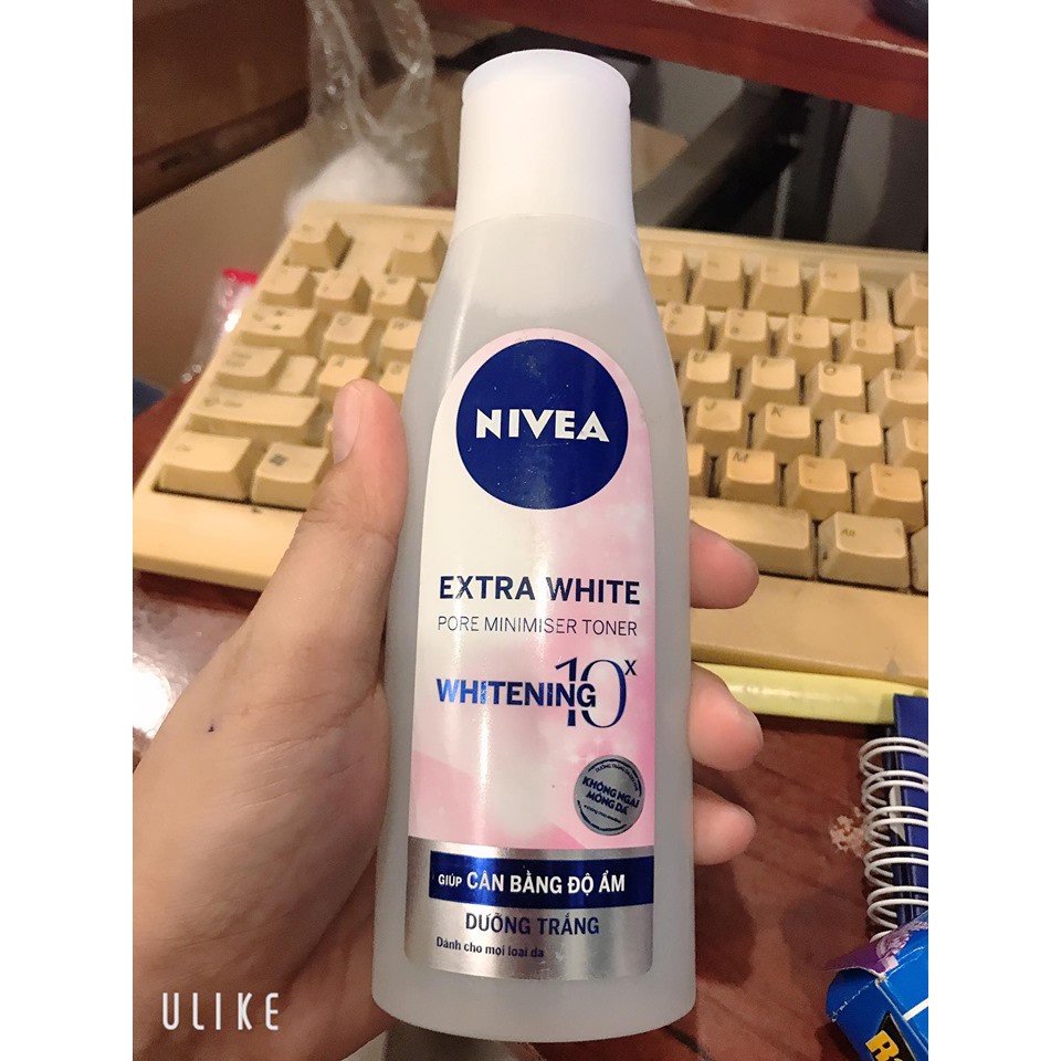 Nước hoa hồng nivea extra white pore minimiser toner 200ml