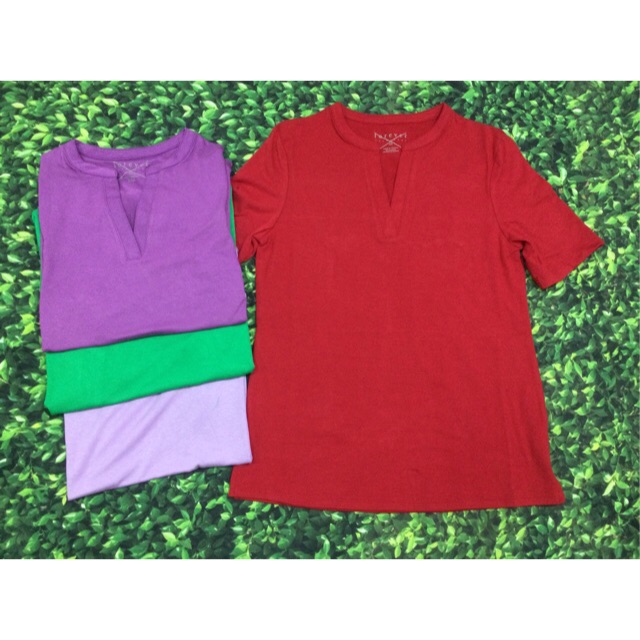 Combo áo phông trơn 100k/4c. Áo thun trơn có bốn màu xinh nha khách. Chất thun co giãn, thấm hút mồ hôi. Hàng có sẵn nha