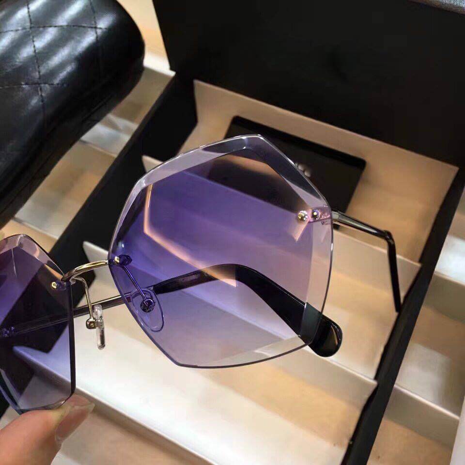 Kính mắt nữ thời trang chống UV