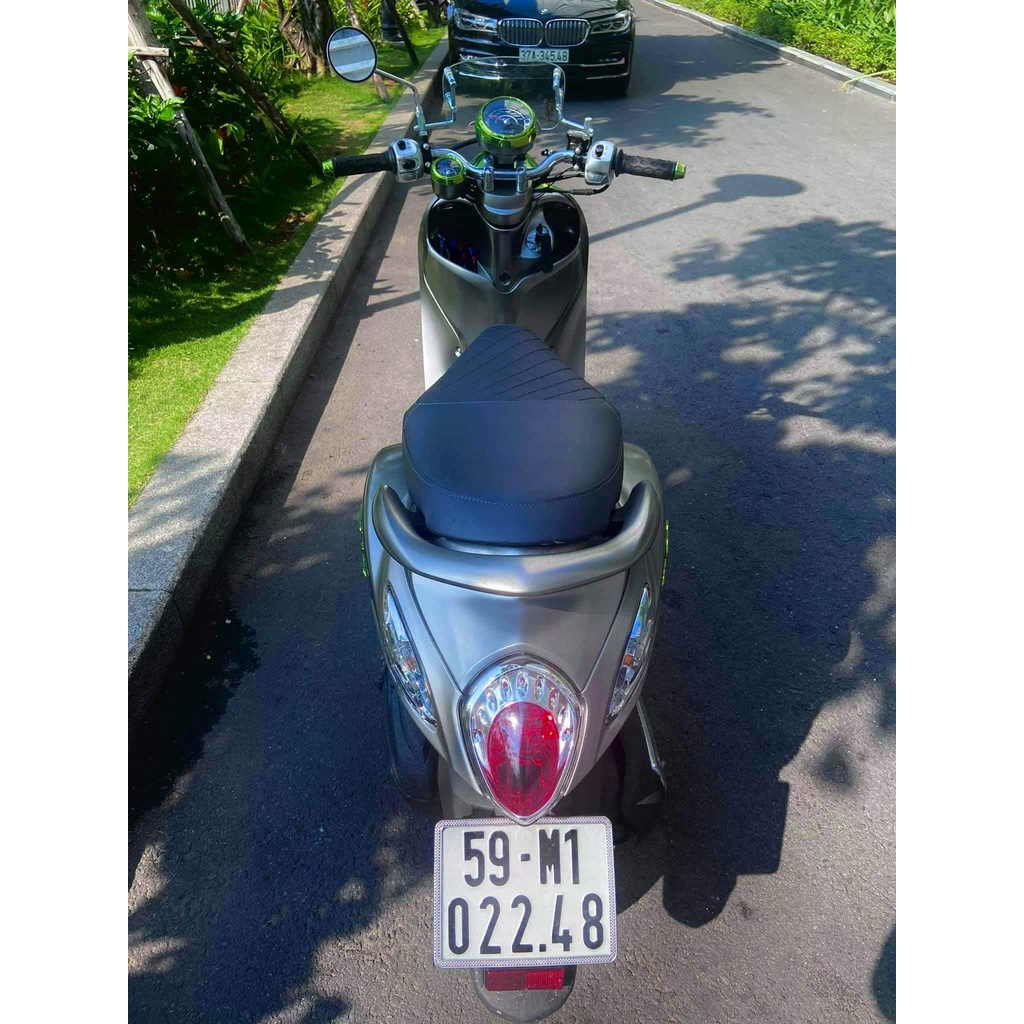 #13 Kính chắn gió Yamaha Cuxi