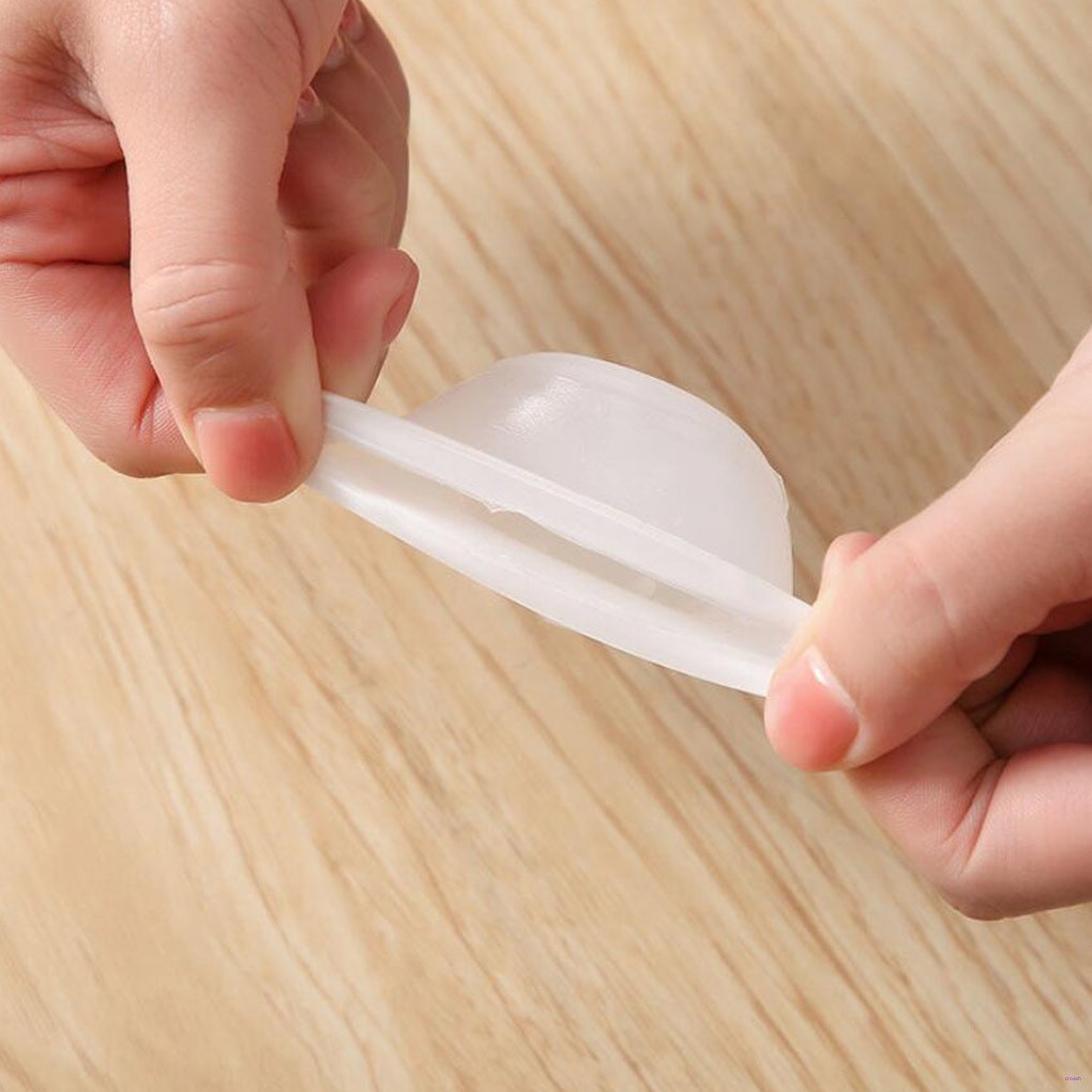 4 Miếng silicon bọc chân bàn ghế chống trượt