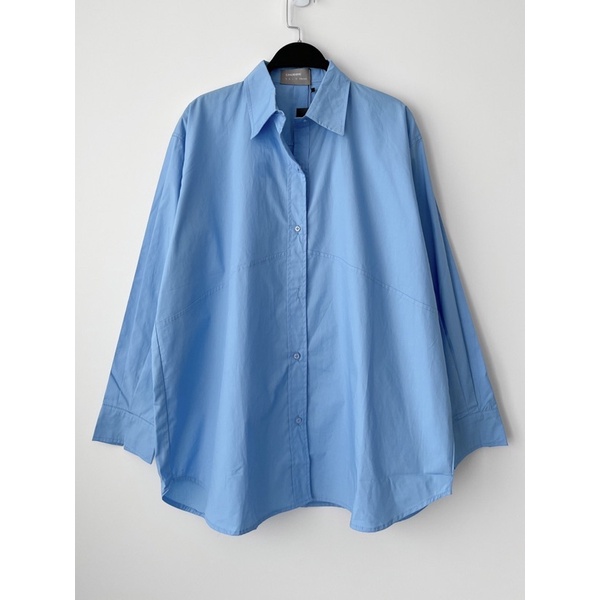 CHUBBIE © PLUM SHIRT Áo sơmi dáng rộng, oversize, phối đường may ngang thân | BigBuy360 - bigbuy360.vn