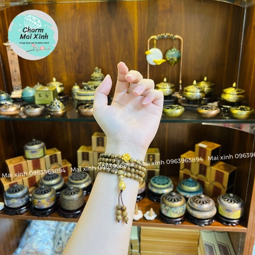 Chuỗi Trầm Hương Tốc Lào 108 hạt phối charm Hoa Sen + Bàn Tay Bạc Si  - Vòng Tay Gỗ tự nhiên Nữ phong thuỷ