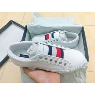 Giày Tommy Hilfiger Laven Nút Vàng