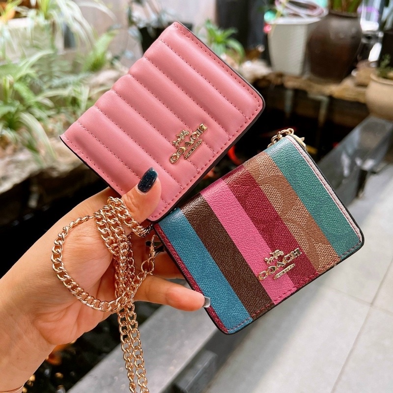 TNS-Ví card-holder đeo chéo nhiều ngăn siêu hottrend Coashi cardholder wallet on chain-chần trám màu hồng đẹp xuất sắc