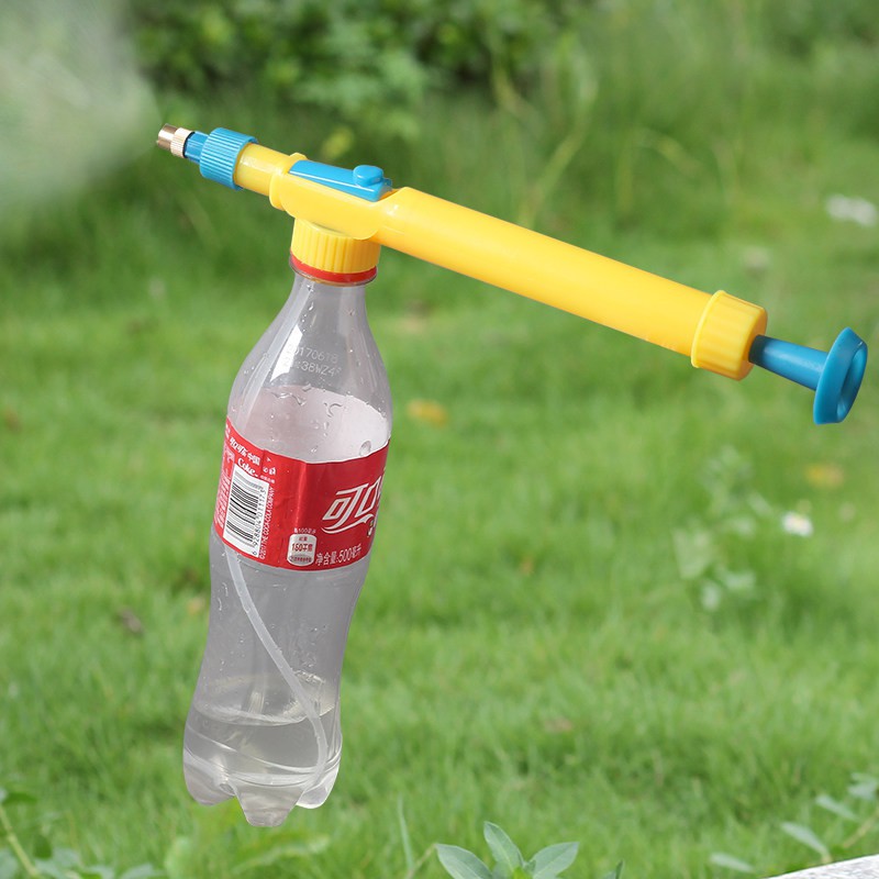 Vòi tưới nước cây cảnh gắn chai nhựa