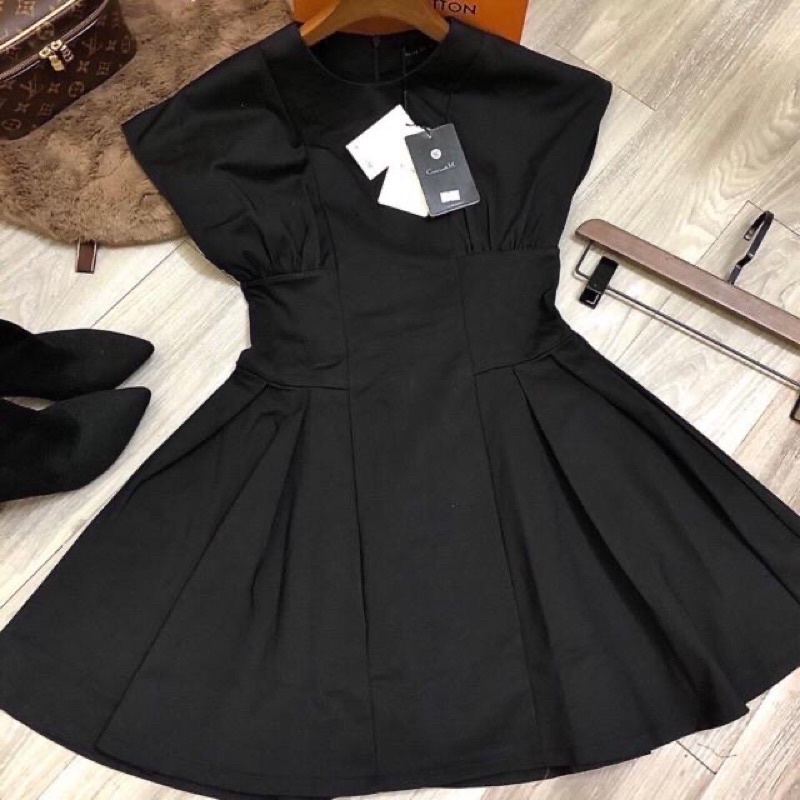 Đầm Tay Cánh Tiên Eo Cong Xếp Li Trẻ Trung | BigBuy360 - bigbuy360.vn