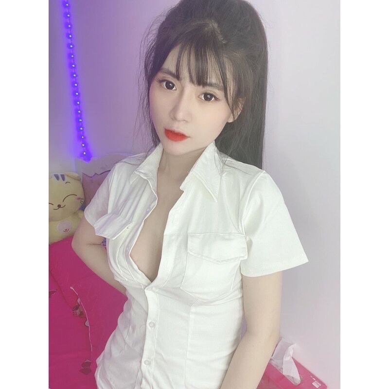 Sơmi tay ngắn Gu c.ci in mặc sau trước