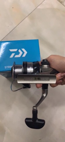 Máy Daiwa SF2500-4000