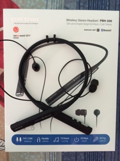 Tai nghe Bluetooth
