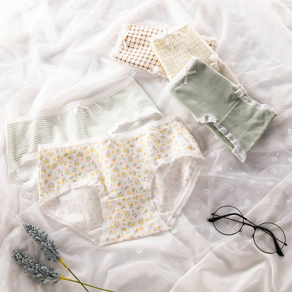 Quần lót họa tiết hoa thoáng khí dễ thương cho nữ