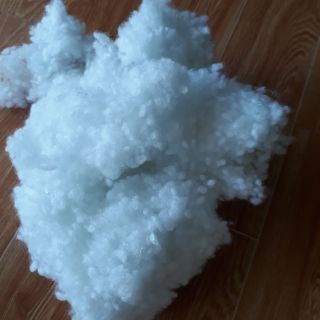 Com bo năm bông gòn bi xuất xứ hàn quốc bông tơi mịn, hạt rõ dàng .không nún xep, không mốc độ bền sử dụng cao.an toàn .