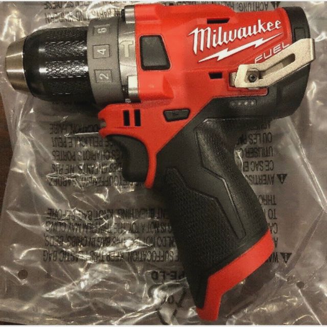 Máy khoan milwaukee 2504-20