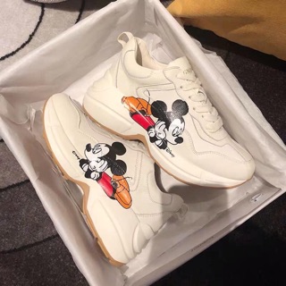 Giày thể thao mickey