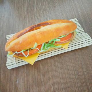 Mô hình bánh mì mã 002