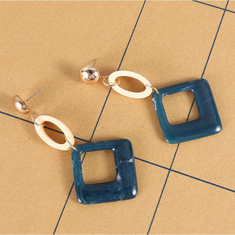 Bông tai đá xu hướng hoang dã vuông tròn