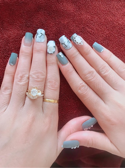 Hoa bột nail gắn móng tay chân ảnh shop chụp