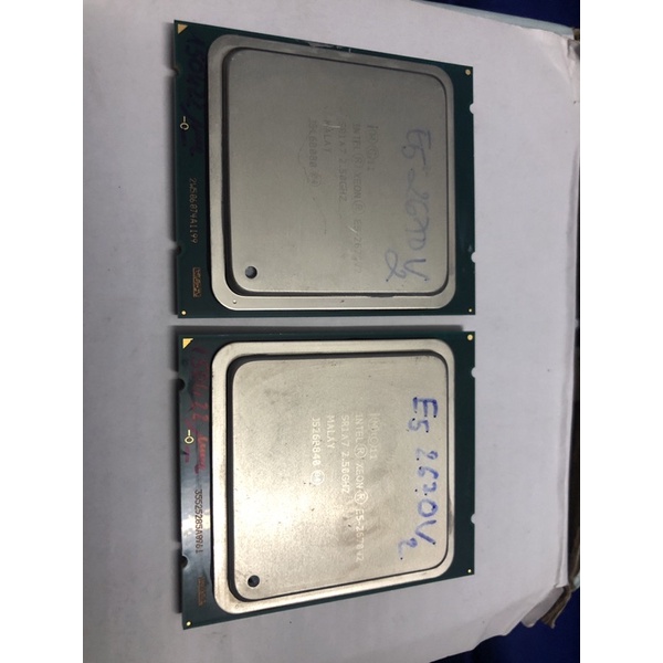 Chip Xeon E5 2670v2 (10 lõi 20 luồng)