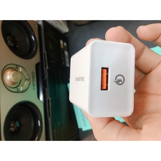 Củ sạc BOROFONE BA17