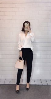 Áo sơ mi đáp cổ chéo lụa cực sang xinh đẹp