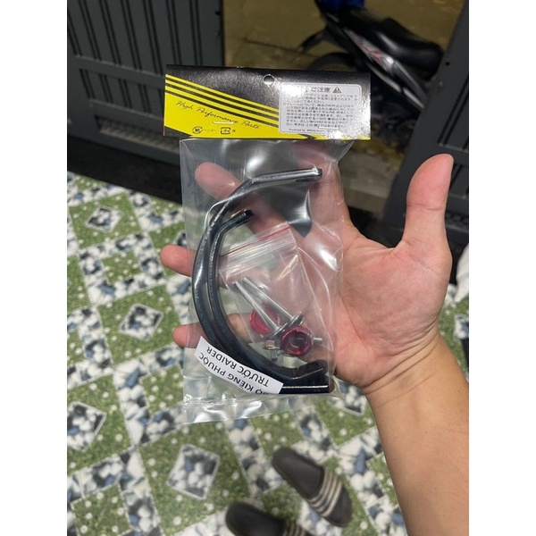 Kiềng phuộc trước Satria Raider