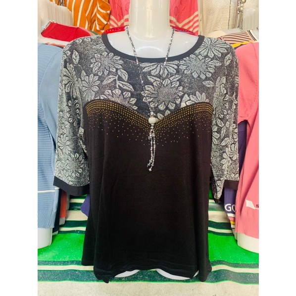 Áo thun trung niên phối ren kim sa