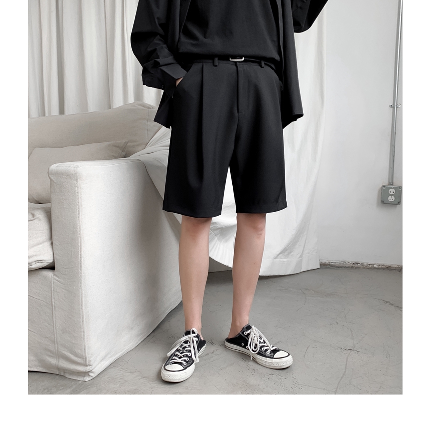 Quần đùi điện thoại màu trơn kiểu dáng thời trang phong cách Hàn Quốc dành cho nam | BigBuy360 - bigbuy360.vn