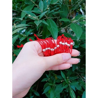 lắc tay chỉ đỏ may mắn bi bạc