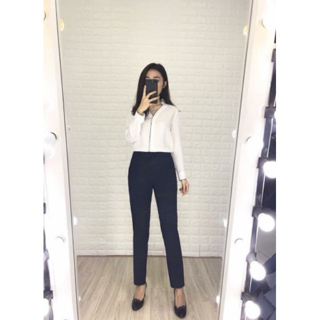 Sơ mi cổ tàu khoét V xinh xắn | BigBuy360 - bigbuy360.vn