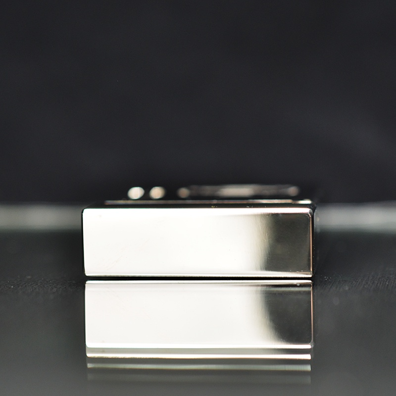 Bật l-ửa Dupont D86T-Sơn Mài In Quốc Huy DÀNH CHO ĐI GIÓ