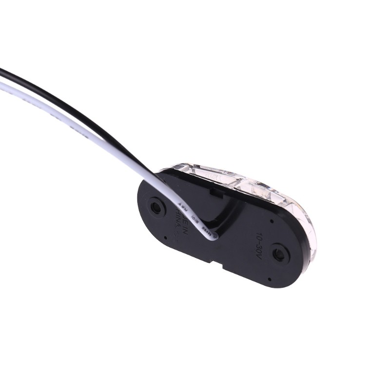 Đèn báo hiệu gắn hông xe tải 10-32V